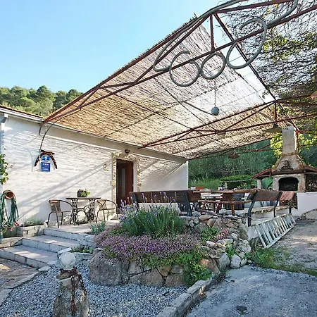 Nyaraló House Nova